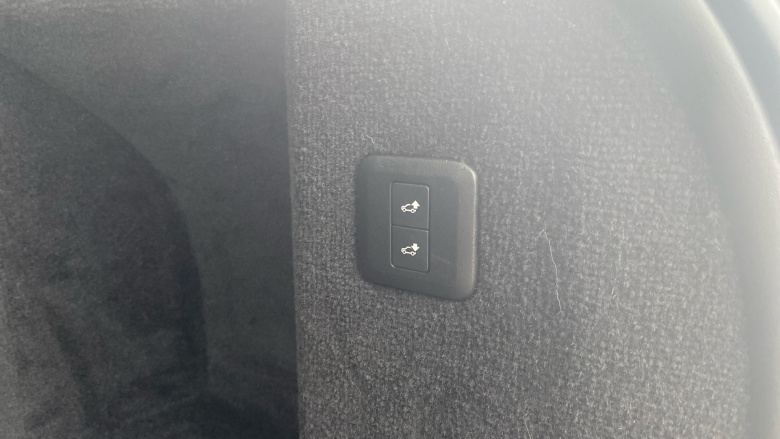 Land Rover Range Rover Sport 3.0 SDV6 HSE Dynamic 5dr Auto Diesel Estate